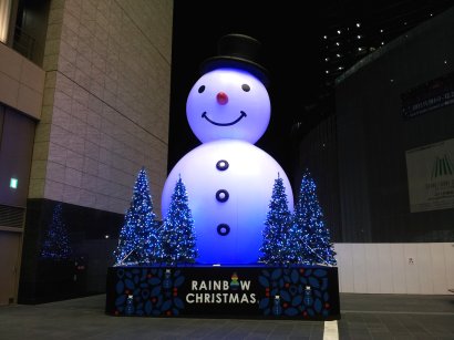 大阪駅雪だるま20.jpg